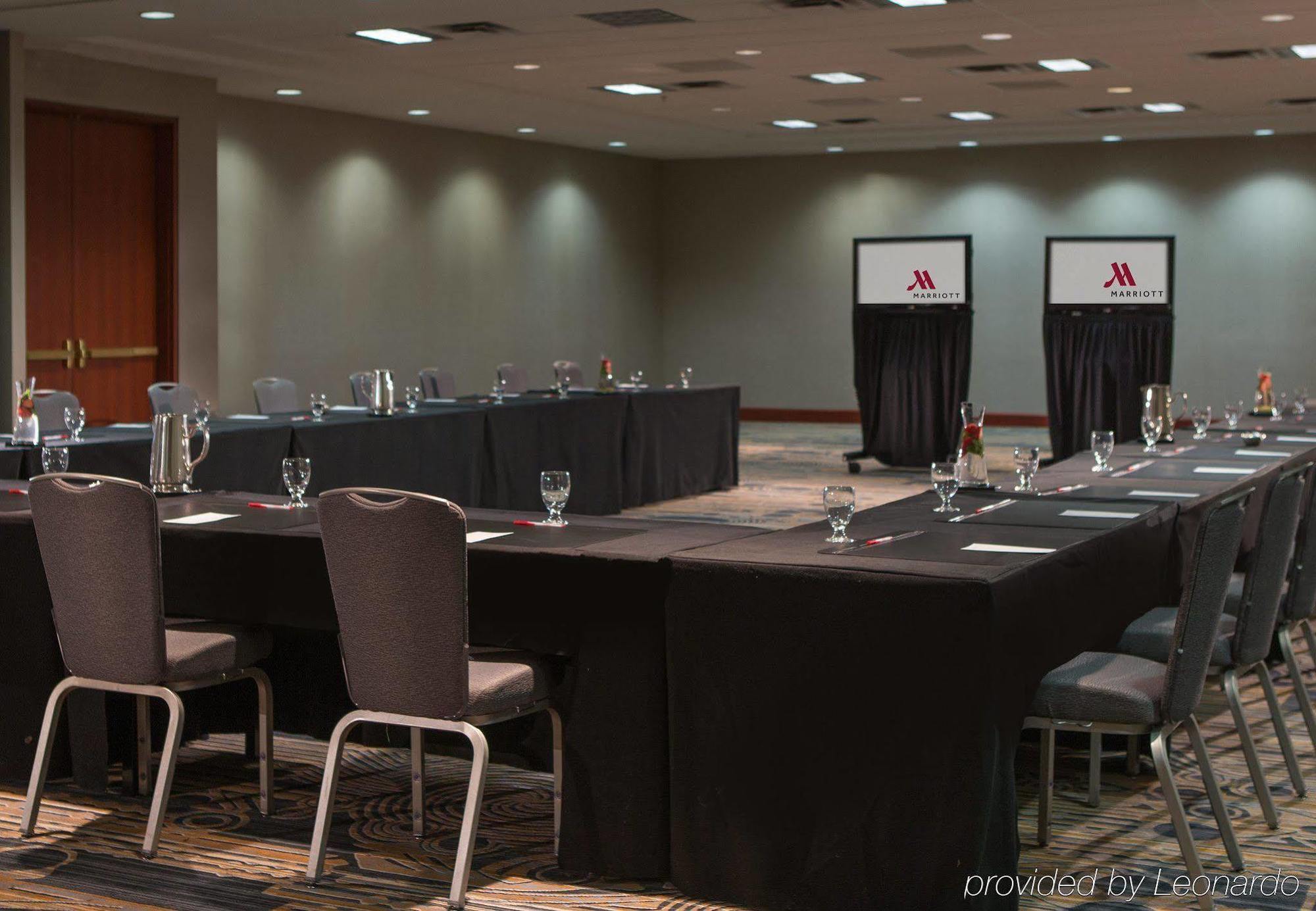 Kansas City Marriott Downtown Экстерьер фото